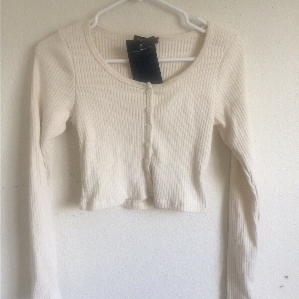 Brandy Melville beige long sleeve Zelly top - Picture 2 of 2